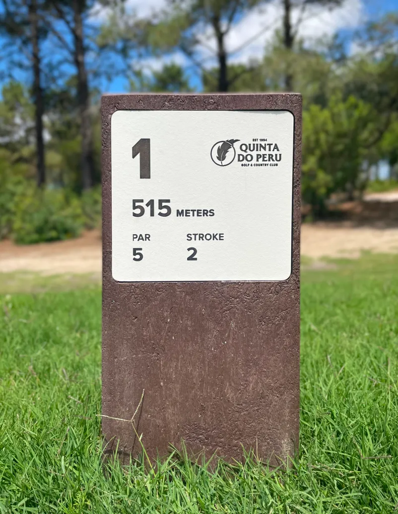 Detail of tee marker from the line Royal in HPL+ and recycled plastic by Floema.